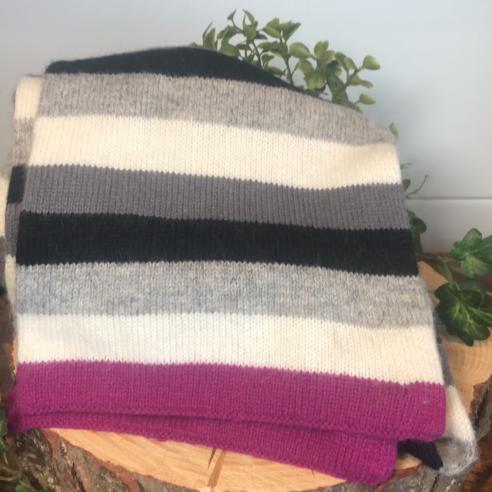 Merona Scarf - Picture 4 of 4